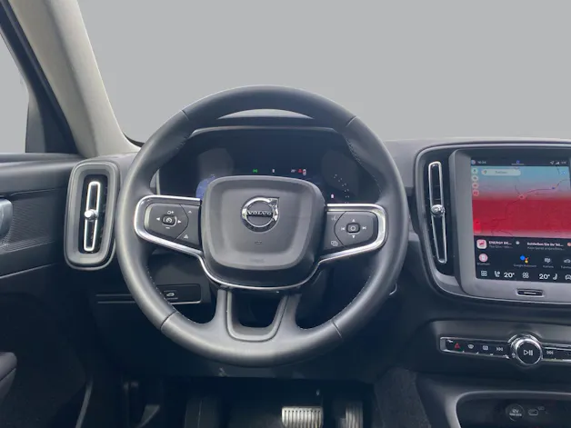 Volvo XC40 B3 Benzin Mild Hybrid Essential DCT