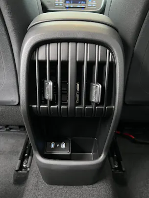 Hyundai Kona 1.6 GDi HEV Vertex DCT