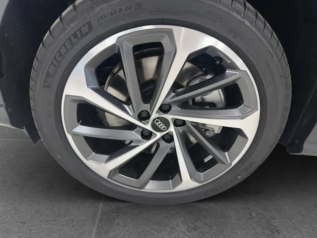 Audi Q5 TDI quattro 220 kW S-tronic