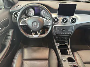 Mercedes-Benz GLA 250 AMG Line 4Matic