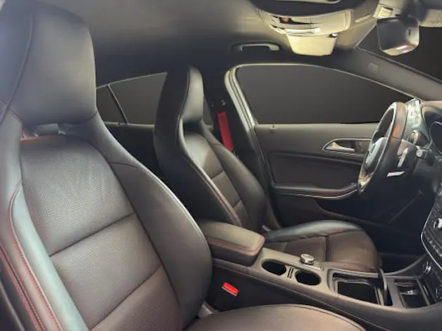 Mercedes-Benz GLA 250 AMG Line 4Matic