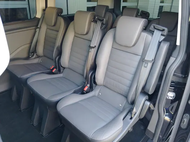 Ford Tourneo C Bus 320 L1 2.0 TDCi 170 Titanium X