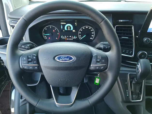 Ford Tourneo C Bus 320 L1 2.0 TDCi 170 Titanium X
