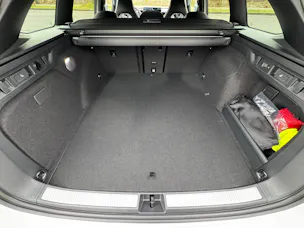 VW Passat Variant 1.5 TSI evo2 Plug-In- Hybrid R-Line DSG