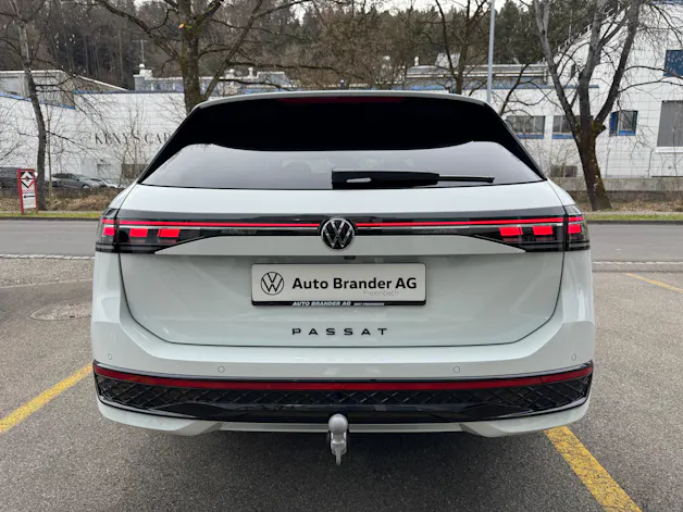 VW Passat Variant 1.5 TSI evo2 Plug-In- Hybrid R-Line DSG