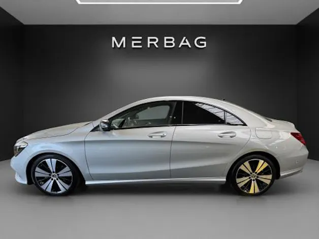 Mercedes-Benz CLA 200 Night Star