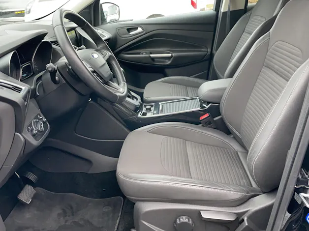 Ford Kuga 1.5 EcoB 182 Titanium