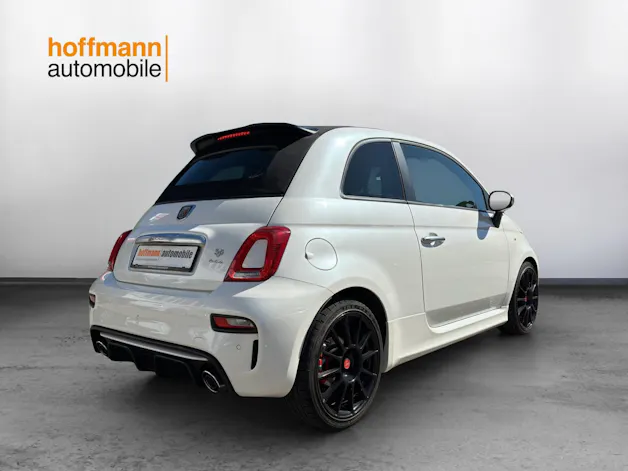Fiat 695C 1.4 16V Turbo Abarth XSR Yamaha Dualogic