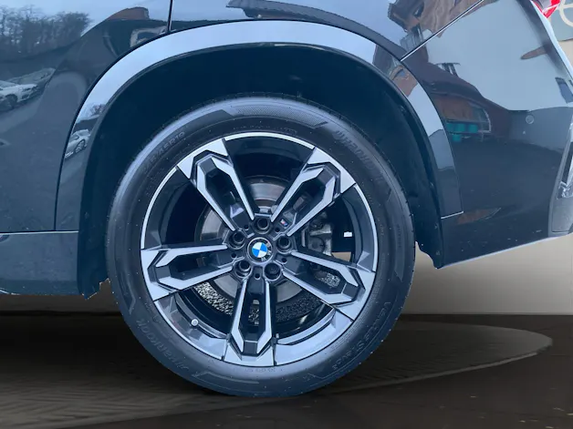BMW X1 20d xDrive paddles