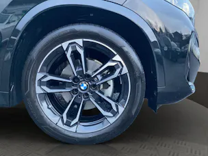 BMW X1 20d xDrive paddles