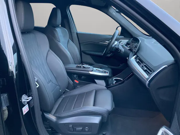 BMW X1 20d xDrive paddles