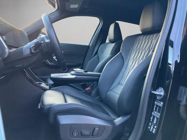 BMW X1 20d xDrive paddles