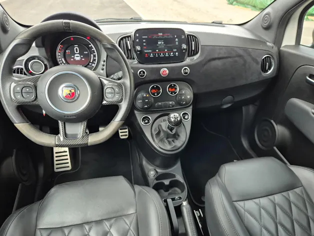 Fiat 595 Abarth 1.4 T-Jet 180 Competizione