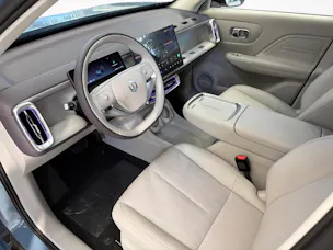 Leapmotor B10 1.5 Hybrid EV
