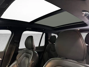 https://vehicle.imgix.net/4299279/f62979e5-4164-45ee-bae2-87c2498a48b8.jpg