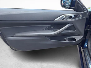 https://vehicle.imgix.net/4299307/f078154f-11ce-4ba0-8561-527843724bb7.jpg