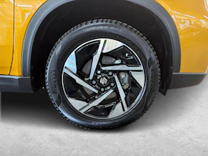 https://vehicle.imgix.net/4299351/78df10cd-6c76-4366-b975-d55f7a62c01a.jpg