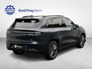 https://vehicle.imgix.net/4299357/eb036533-f563-4aaf-8f61-09ee9fab1ae5.jpg