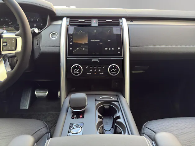 Land Rover Discovery 3.0 D I6 250 Dynamic HSE