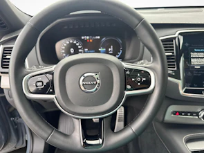 immagine del veicolo VOLVO XC90 2.0 T8 TE R-Design 7P. eAWD / ab 3,99% Leasing bei Abschluss einer Protect Autoversicherung