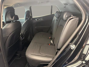 https://vehicle.imgix.net/4299399/5dbfdd53-f76a-4233-8ec6-e5ca13f0e5bf.jpg