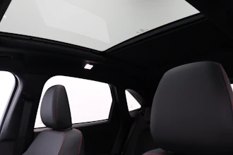 https://vehicle.imgix.net/4299427/31f331cb-930d-4a71-bee7-60b73fb97f4c.JPG