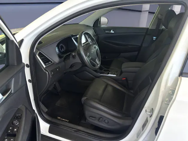 Hyundai TUCSON 2.0 CRDi Vertex 4WD