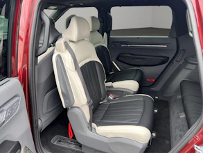 https://vehicle.imgix.net/4299442/ee10cd76-8f79-4f43-9d6f-d53c85f922f4.jpg