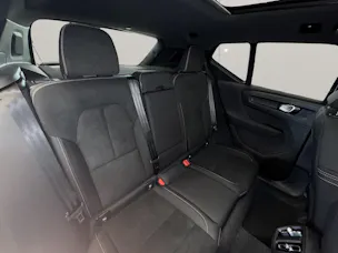 Volvo XC40 2.0 B3 MH Plus Dark