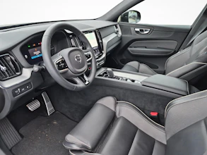 https://vehicle.imgix.net/4299478/2098a758-948e-425b-9994-6f3cda0cf882.jpg