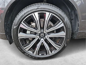 https://vehicle.imgix.net/4299478/8c098b64-687e-433f-80b7-5f4eca870917.jpg