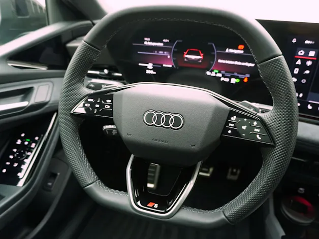 Audi A6 e-tron Avant S line quattro