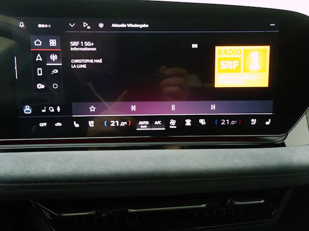Audi A6 e-tron Avant S line quattro