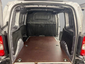Fahrzeugbild OPEL Combo-e Cargo 2.4 t Enjoy