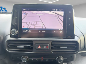 https://vehicle.imgix.net/4299530/8b3bc2fb-9fc6-4bc8-8f63-dc3738d11c1c.jpg