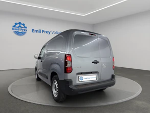 https://vehicle.imgix.net/4299530/f45f85ed-e3ec-4ed7-a3f2-1871e5d5cc04.jpg