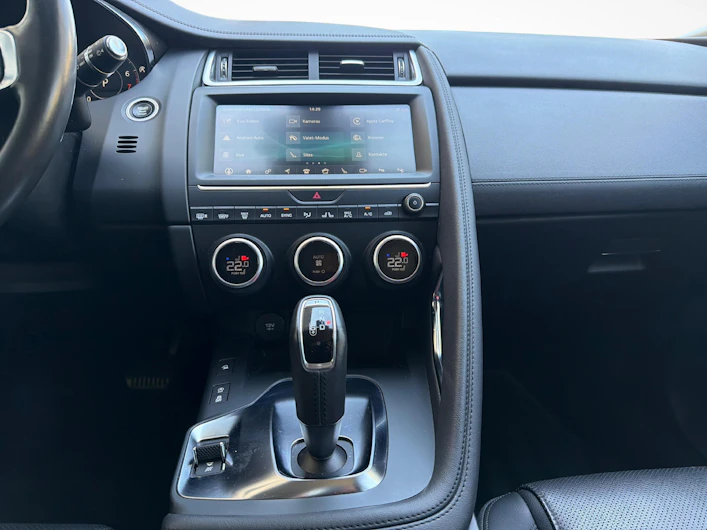 Fahrzeugbild JAGUAR E-PACE