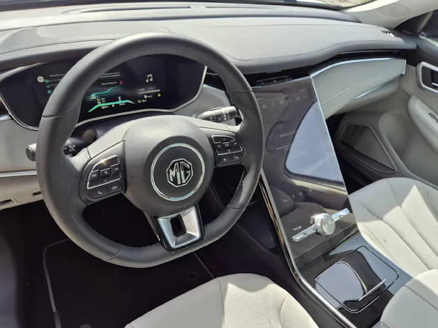 MG Marvel R 70kWh Luxury