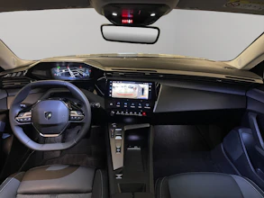 https://vehicle.imgix.net/4299549/800c8cdd-b6c1-4dd7-83c8-53b0a9d813f3.jpg