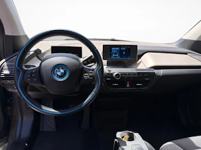 https://vehicle.imgix.net/4299570/6fc1bff0-c86f-4aed-be34-450d8f5ea603.jpg