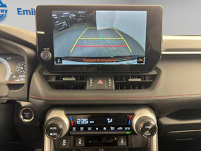 https://vehicle.imgix.net/4299579/5040c04b-e066-40c3-8980-a64fdfc6dcd4.jpg