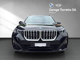 BMW X1 30e xDrive paddles