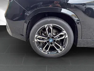BMW X1 30e xDrive paddles
