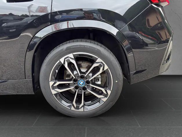 BMW X1 30e xDrive paddles