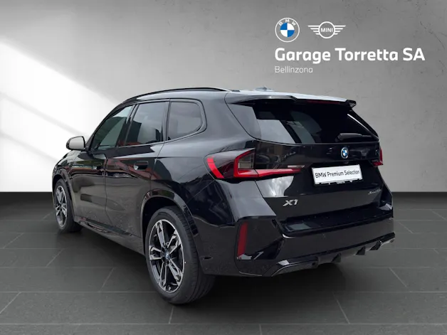 BMW X1 30e xDrive paddles