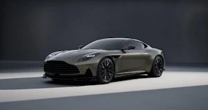 Fahrzeugbild ASTON MARTIN DB12 Coupé 4.0 S V8 Bi-Turbo