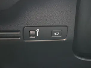 Volvo C40 P8 Twin Recharge AWD / ab 0,99% Leasing bei Abschluss einer Protect Autoversicherung