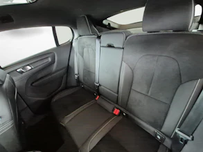 https://vehicle.imgix.net/4299595/790e8e1b-0db6-4492-8ab4-c1b07a99cfa3.jpg