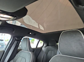 Fahrzeugbild VOLVO C40 P8 Twin Recharge AWD / ab 0,99% Leasing bei Abschluss einer Protect Autoversicherung