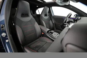 MERCEDES-BENZ A 250 e AMG Line